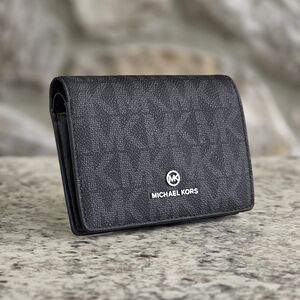 Michael Kors Jet Set Logo Medium Black Wallet